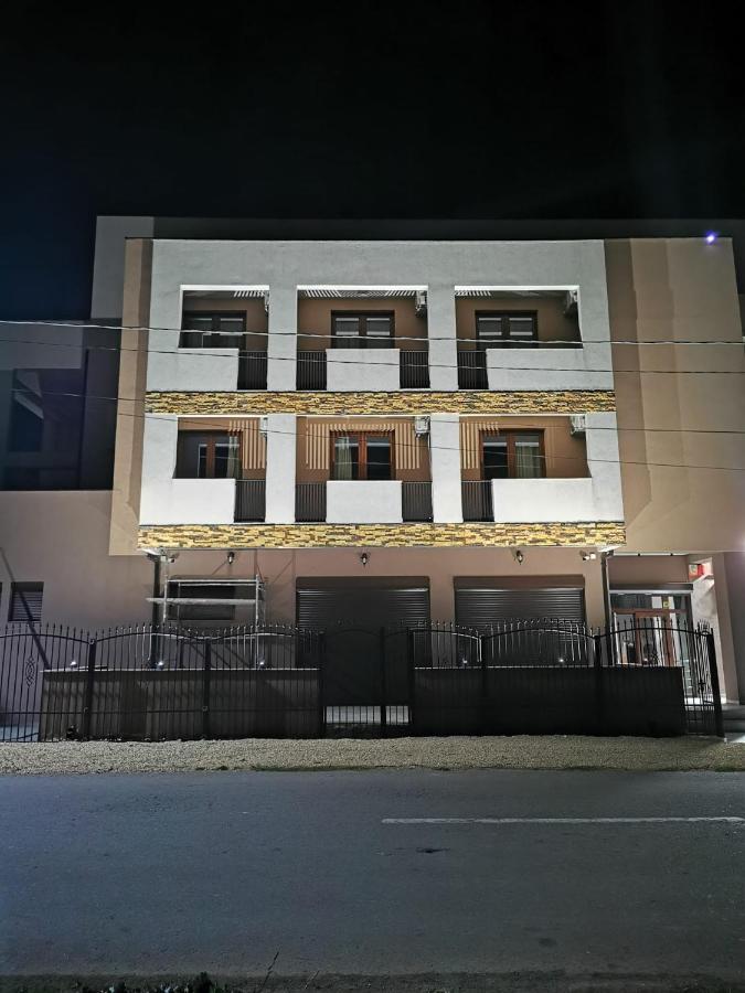 Hotel Damar คอสติเนช ภายนอก รูปภาพ