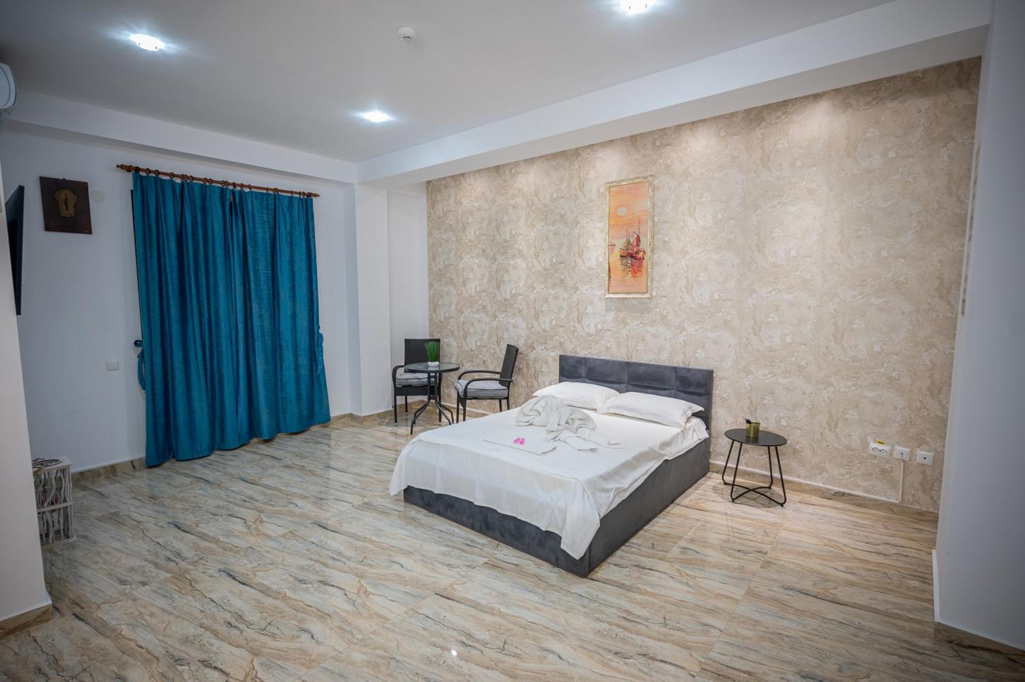 Hotel Damar คอสติเนช ภายนอก รูปภาพ