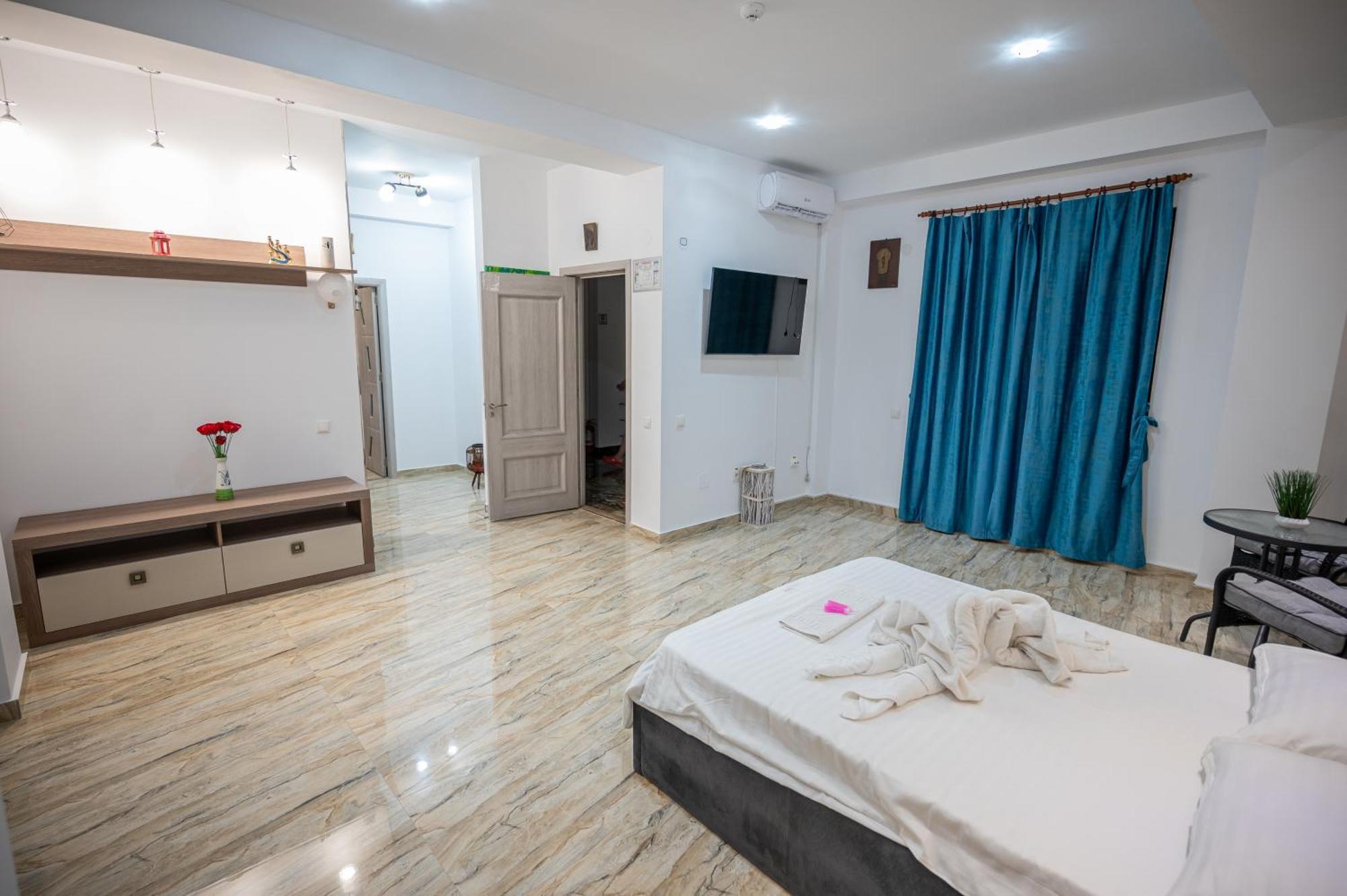 Hotel Damar คอสติเนช ภายนอก รูปภาพ