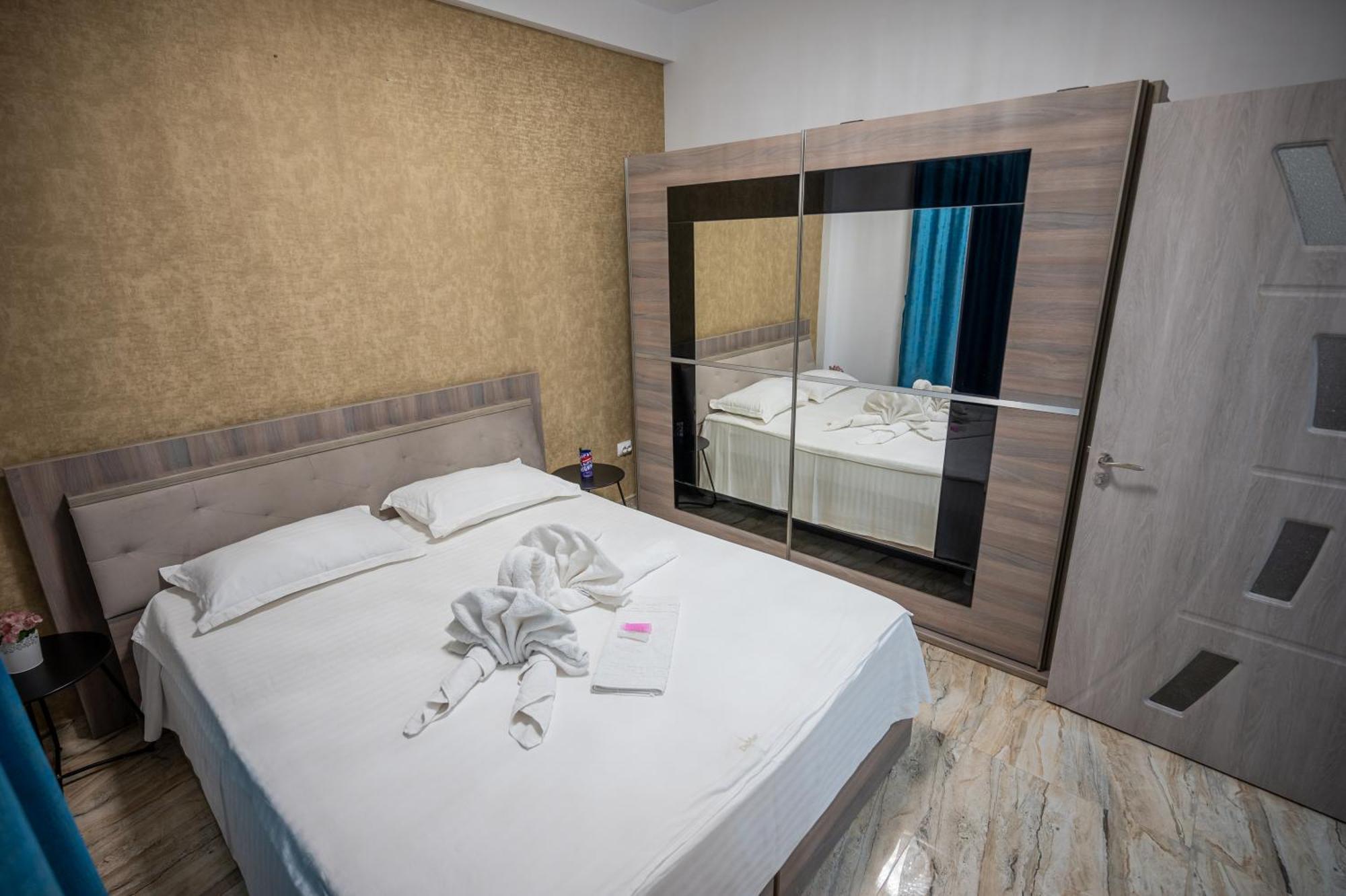 Hotel Damar คอสติเนช ภายนอก รูปภาพ